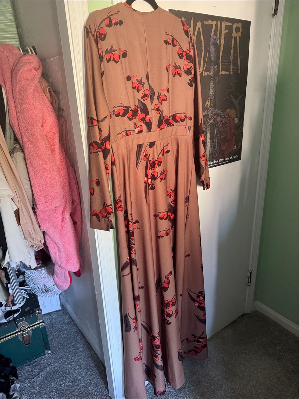 Long Floral Maxi Dress in Camel with Red Accents - Annahhariri - Muslim Abaya - Picture 3 of 4